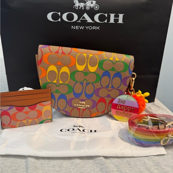 Coach Rainbow 🌈 Signature Bag with matching card holder - Picture 1 of 16